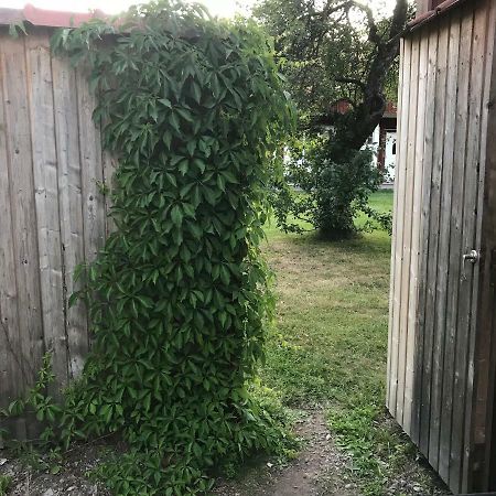 Lillemyrsgarden Guest House Forshaga Exterior foto