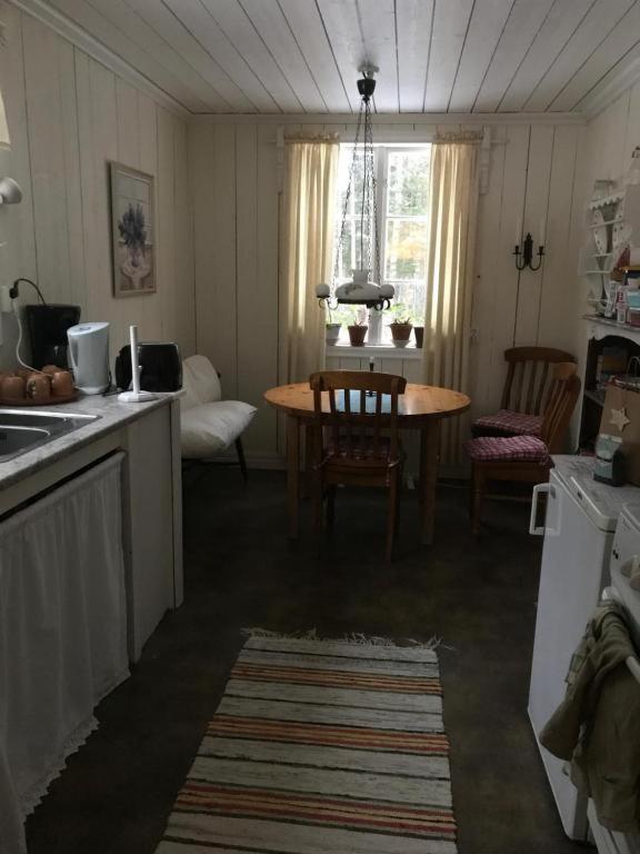 Lillemyrsgarden Guest House Forshaga Exterior foto
